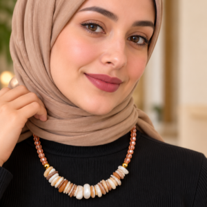 ✨ مجموعة عقود الأحجار الملونة – أناقة تليق بكل إطلالة